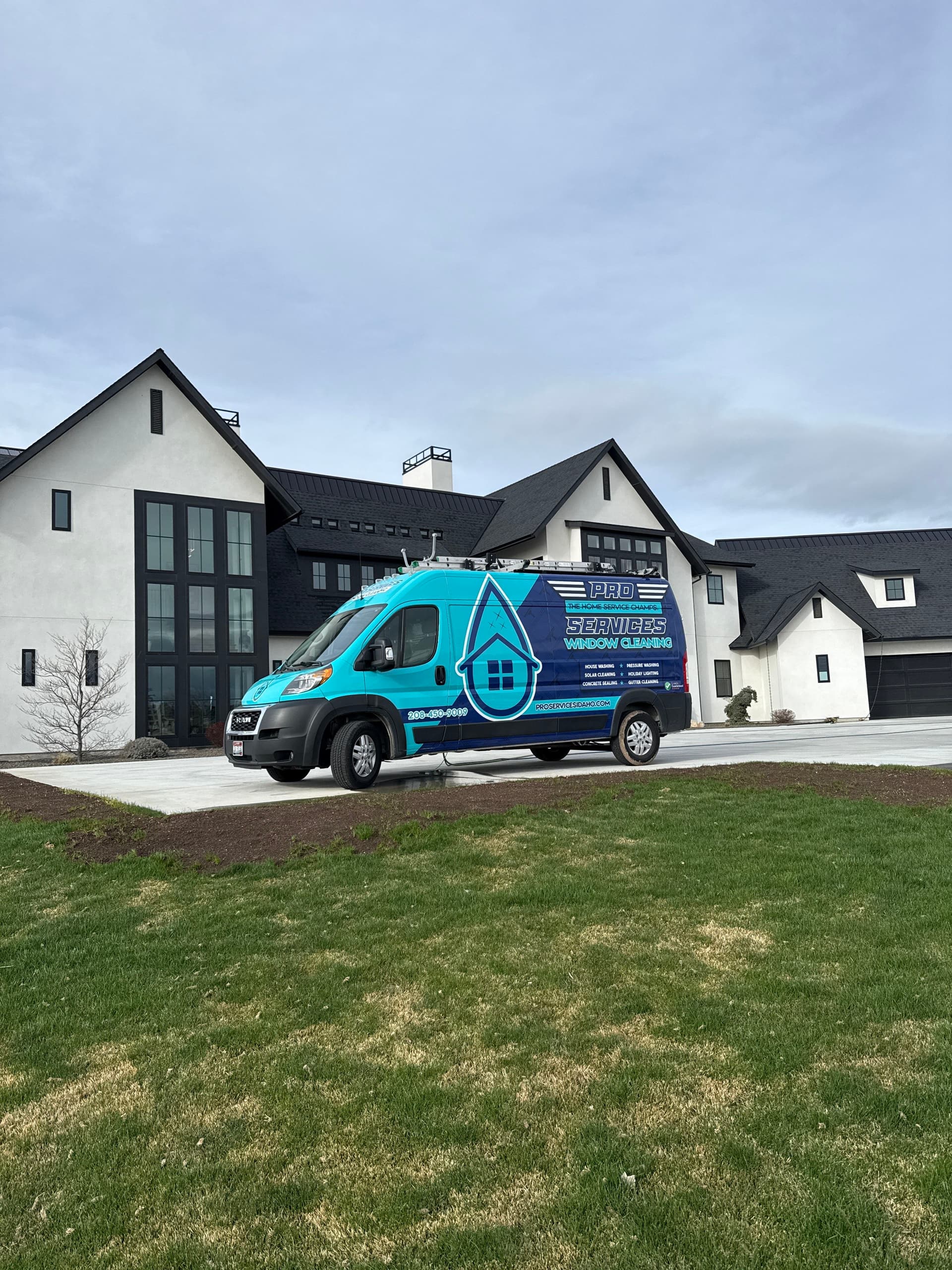Experience Ultimate Cleanliness with Stellar Window Wash