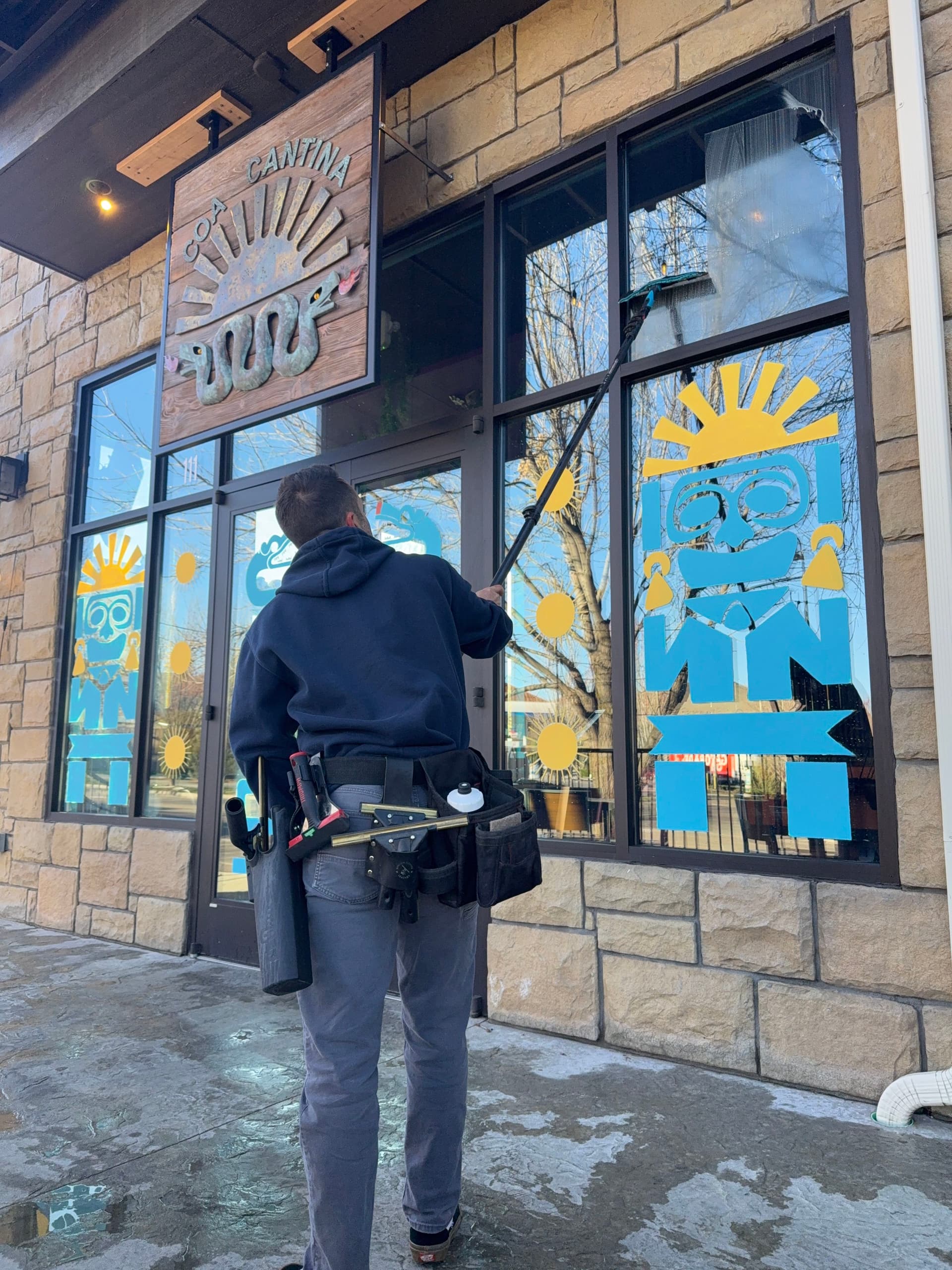 Gallery photos for Sparkling Clean Windows at Coa Cantina: Image #1