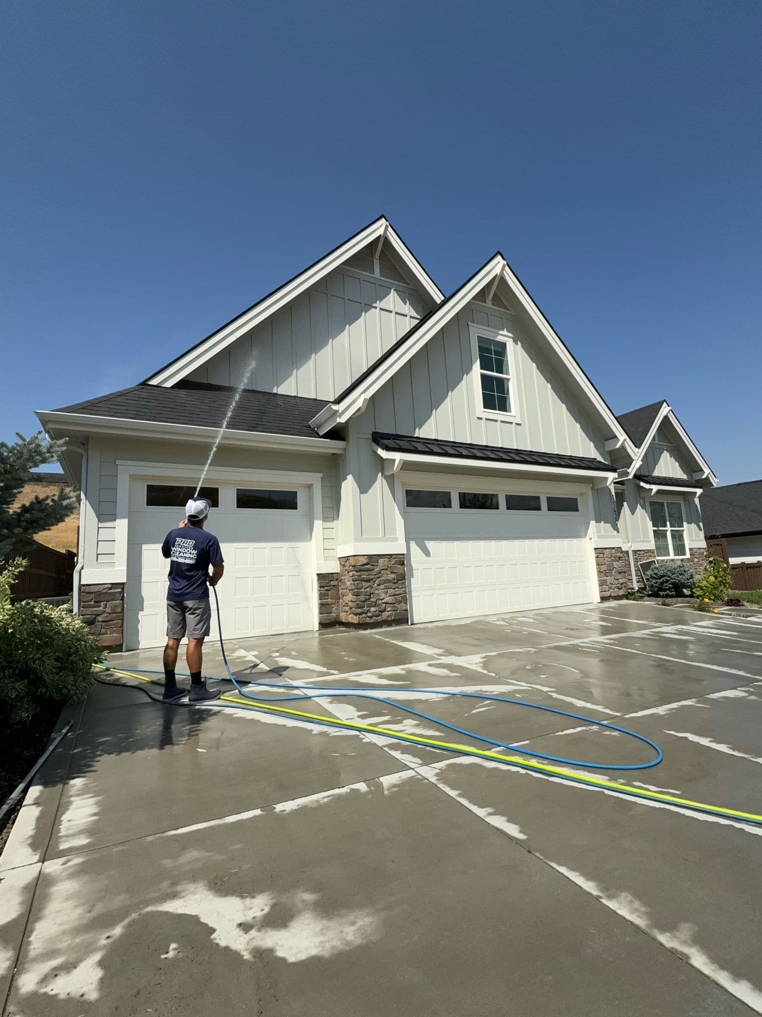 Gallery photos for Enhance Curb Appeal with Expert House Washing: Image #1